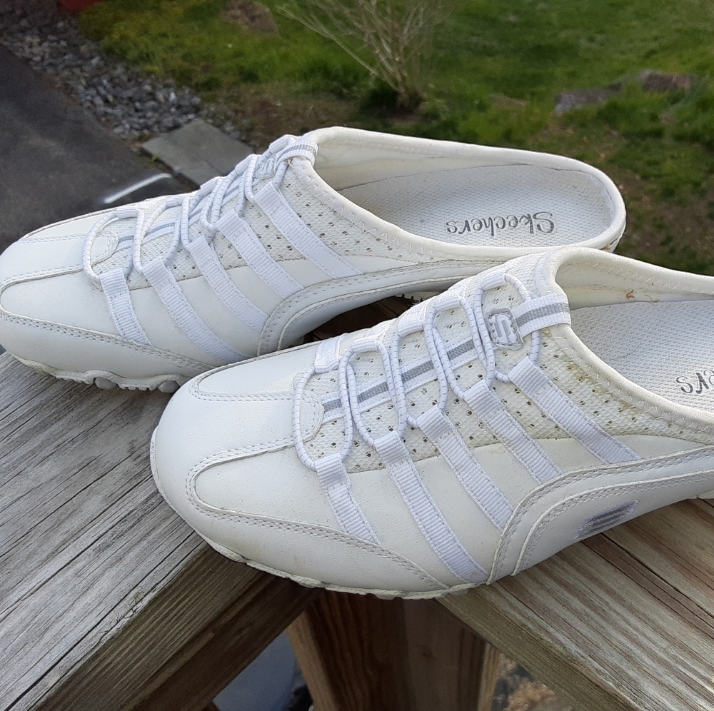 Sketchers Slide Sneakers